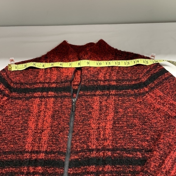 Northern Reflections Plaid Sweater Full Zipper Size Large Red and Black - Picture 7 of 10